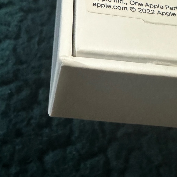 iPhone 14 Pro Max EMPTY BOX! - Picture 5 of 7